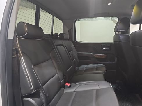 Used 2019 Chevrolet Silverado 2500 High Country w/ Duramax Plus Package AWD/4WD image 21