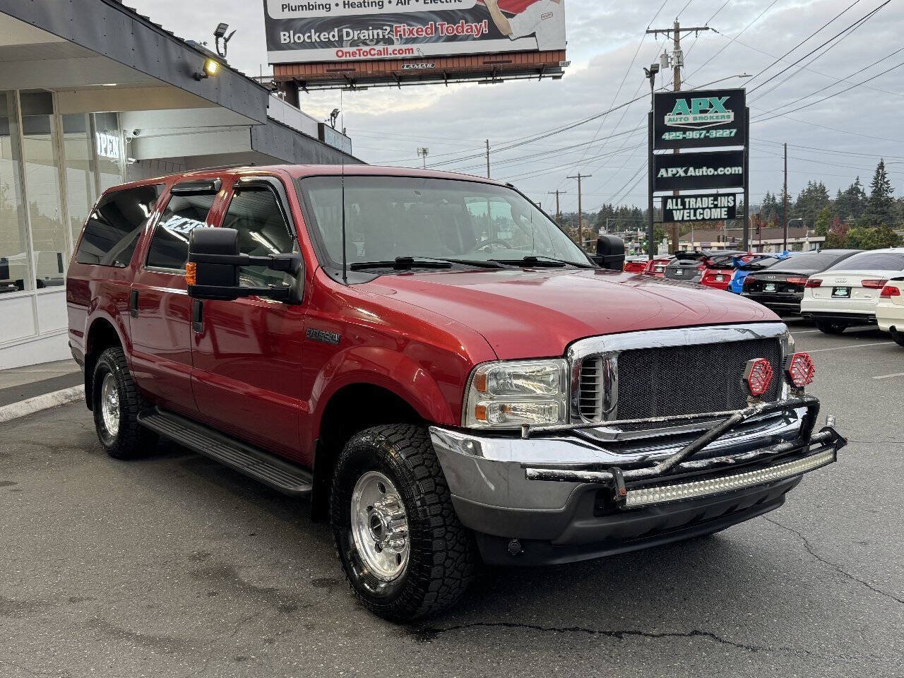 Used 2003 Ford Excursion XLT AWD/4WD image 10
