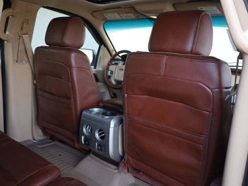 Used 2014 Ford F150 King Ranch w/ King Ranch Luxury Package AWD/4WD image 23