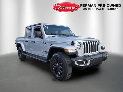 Used 2023 Jeep Gladiator Sport AWD/4WD image 1