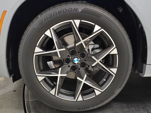 Used 2026 BMW X3 xDrive30i w/ M Sport Package AWD/4WD image 7