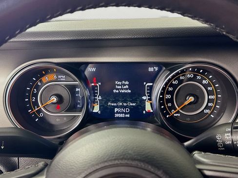 Used 2022 Jeep Wrangler Unlimited Sport AWD/4WD image 13