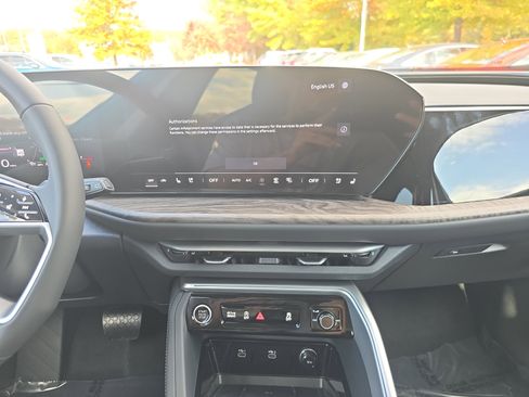 New 2025 Audi Q5 Premium Plus image 18