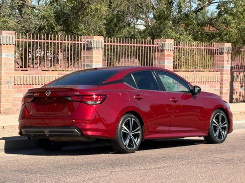Used 2021 Nissan Sentra SR w/ SR Premium Package FWD image 10