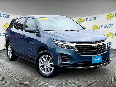 Used 2024 Chevrolet Equinox LT w/ LPO, Floor Liner Package AWD/4WD image 1