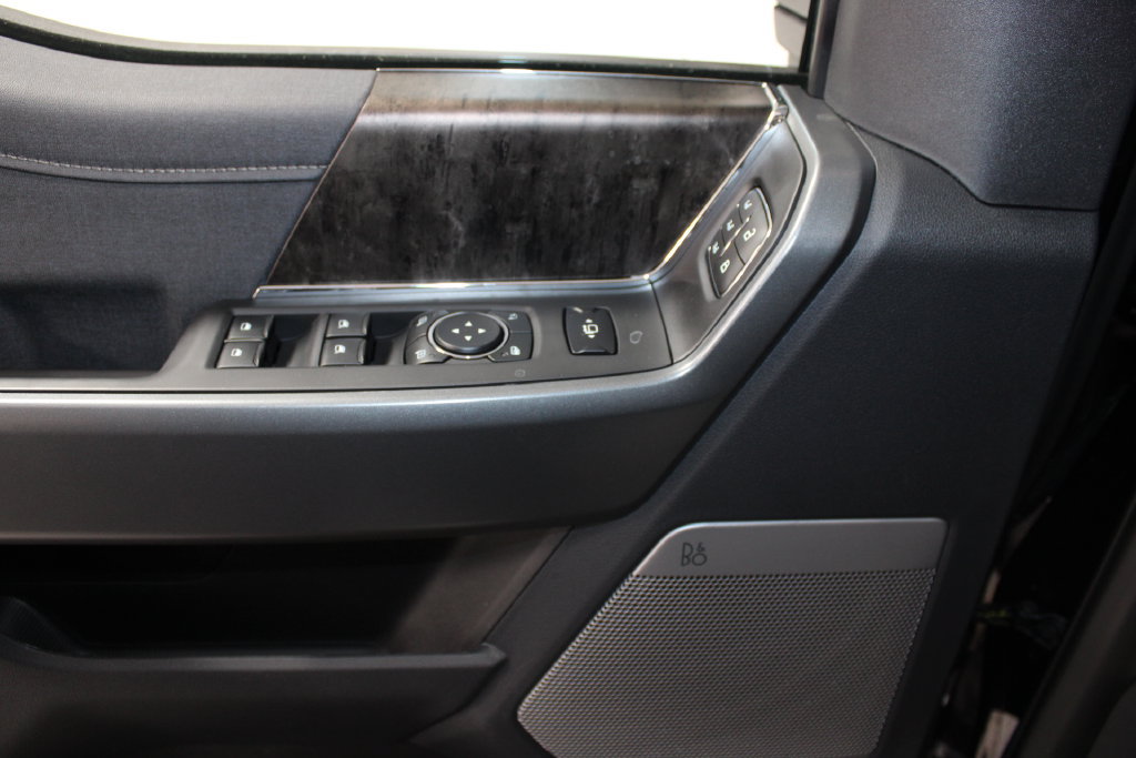 New 2027 Ford F450 Lariat w/ Lariat Ultimate Package AWD/4WD image 39