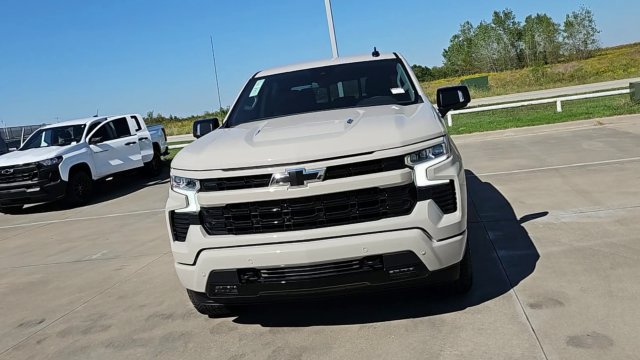 New 2026 Chevrolet Silverado 1500 RST w/ Z71 Off-Road Package AWD/4WD image 3