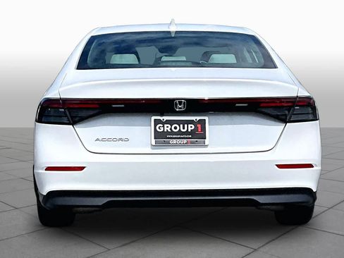 Used 2024 Honda Accord EX image 5