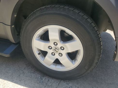 Used 2004 Honda Element EX image 12