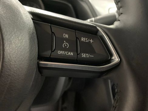 Used 2018 MAZDA MAZDA3 Touring FWD image 16
