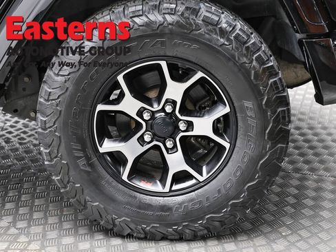 Used 2018 Jeep Wrangler Unlimited Sport S image 8