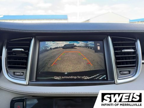 Used 2023 INFINITI QX50 Luxe AWD/4WD image 5