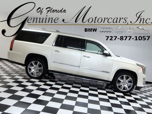 Used 2015 Cadillac Escalade ESV Luxury AWD/4WD image 1