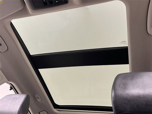 Certified 2021 Nissan Rogue Platinum image 22