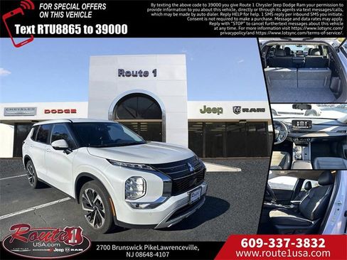 Used 2024 Mitsubishi Outlander SE image 1