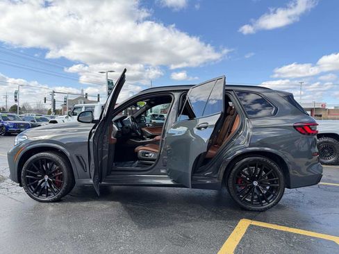 Used 2022 BMW X5 M50i w/ Executive Package image 24