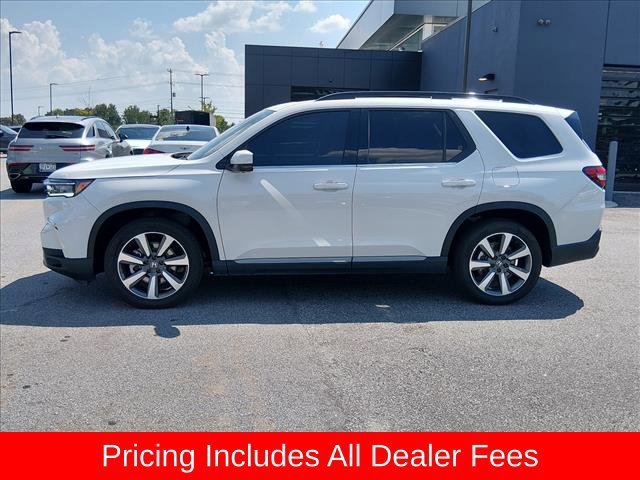 Used 2025 Honda Pilot Elite image 6