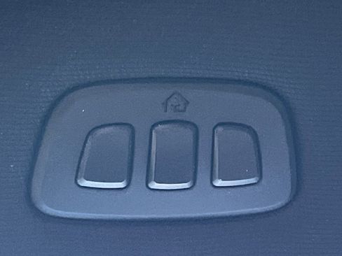 Used 2024 Ford F350 Platinum image 34