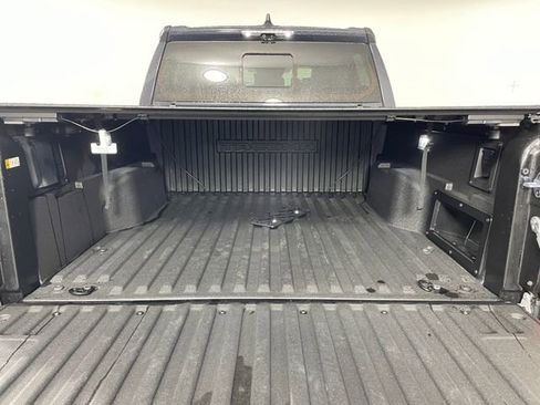 Used 2025 Toyota Tacoma Limited image 20