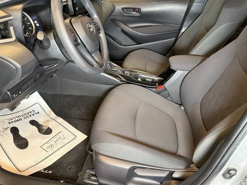 Used 2022 Toyota Corolla LE w/ Carpet Mat Package (TMS) image 20