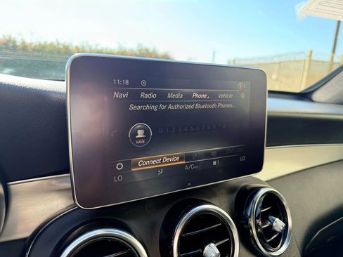 Used 2019 Mercedes-Benz GLC 350e 4MATIC image 22