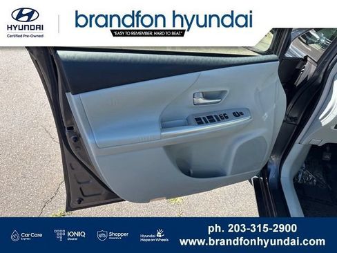 Used 2012 Toyota Prius V Five FWD image 11