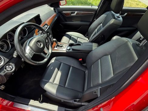 Used 2014 Mercedes-Benz C 300 4MATIC Sedan image 10