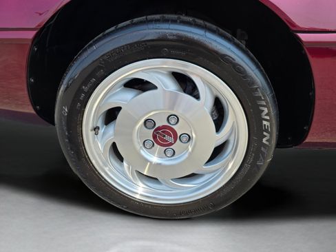 Used 1993 Chevrolet Corvette Convertible RWD image 28