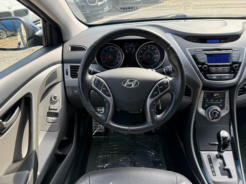 Used 2013 Hyundai Elantra SE image 10
