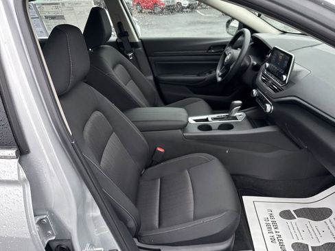 New 2025 Nissan Altima 2.5 S image 17