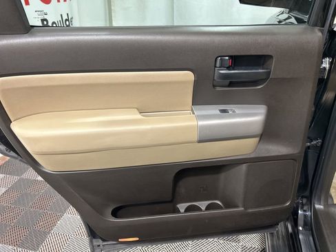 Used 2008 Toyota Sequoia SR5 RWD image 21