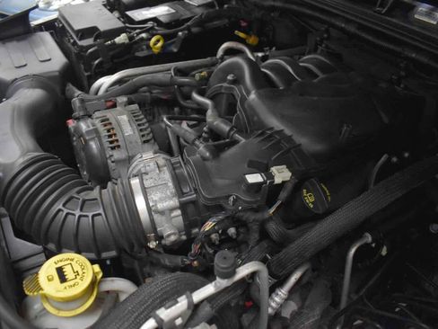 Used 2013 Jeep Wrangler Unlimited Sahara w/ Connectivity Group AWD/4WD image 31