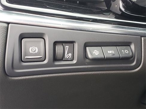 Certified 2024 Cadillac XT6 Sport w/ Technology Package image 14