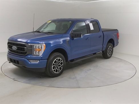 Certified 2022 Ford F150 XLT w/ Equipment Group 302A High image 21