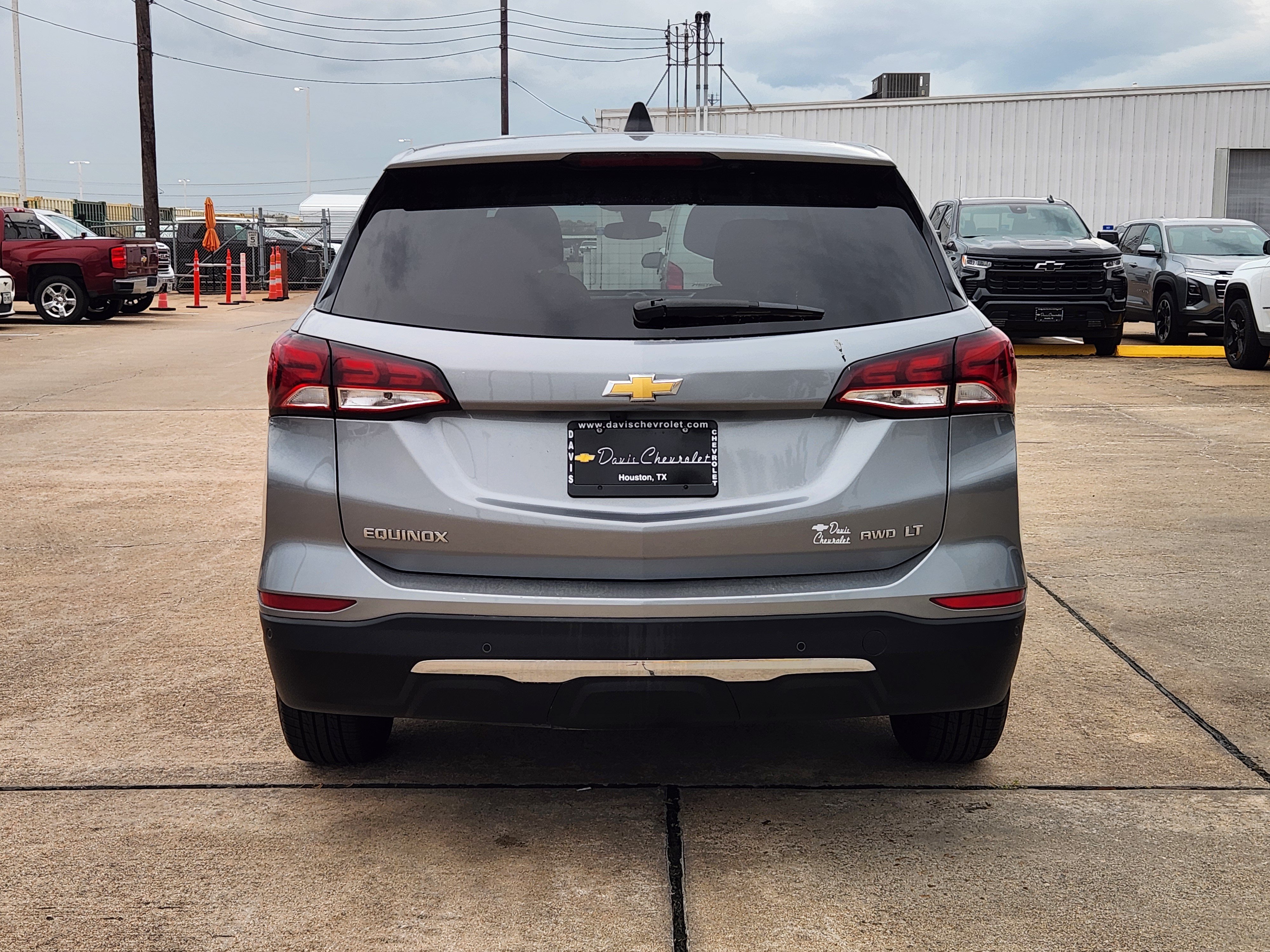 Used 2024 Chevrolet Equinox LT AWD/4WD image 7