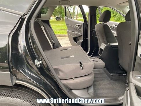 Used 2024 Chevrolet Trax LS FWD image 32
