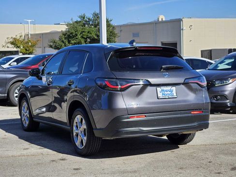 Used 2025 Honda HR-V LX image 5