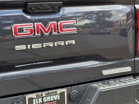 New 2026 GMC Sierra 1500 Elevation image 32