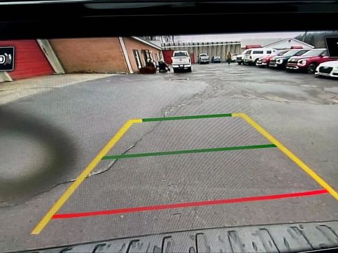 Used 2023 Volkswagen Tiguan SE R-Line image 20