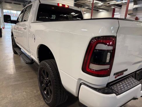 Certified 2024 RAM 2500 Big Horn w/ Night Edition AWD/4WD image 30