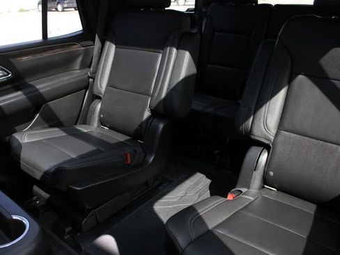 Used 2022 Chevrolet Tahoe Z71 w/ Off-Road Capability Package AWD/4WD image 21