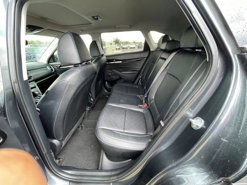 Certified 2024 Kia Seltos SX w/ SX Sunroof Package AWD/4WD image 19