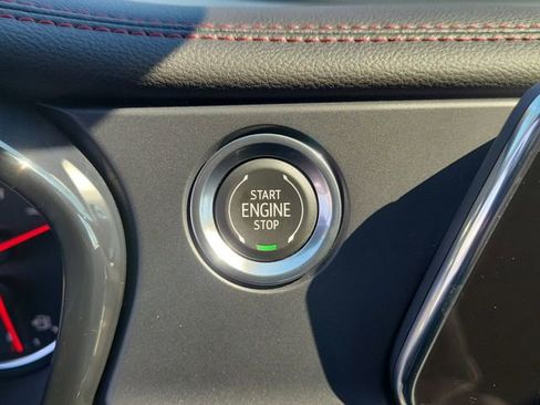 Certified 2021 Chevrolet Blazer RS w/ Enhanced Convenience Package image 32