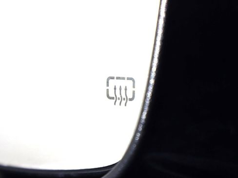 Used 2019 Dodge Grand Caravan SE w/ UConnect Hands-Free Group image 25