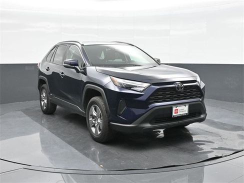 Certified 2025 Toyota RAV4 XLE image 22
