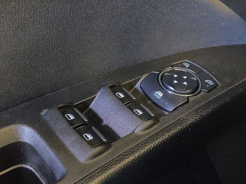 Used 2018 Ford Fusion SE FWD image 27