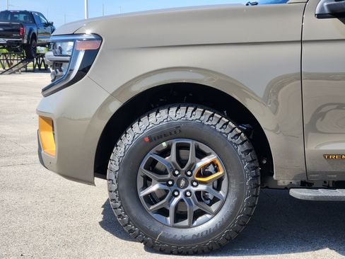 New 2027 Ford Expedition Tremor w/ Driver's Package AWD/4WD image 7
