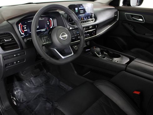 Certified 2023 Nissan Rogue Platinum w/ Platinum Premium Package image 20