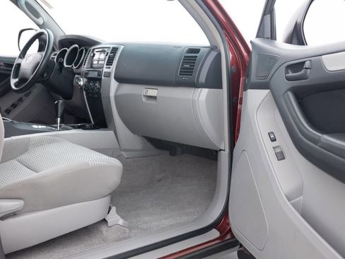 Used 2007 Toyota 4Runner SR5 image 29