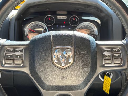 Used 2015 RAM 1500 Big Horn AWD/4WD image 16
